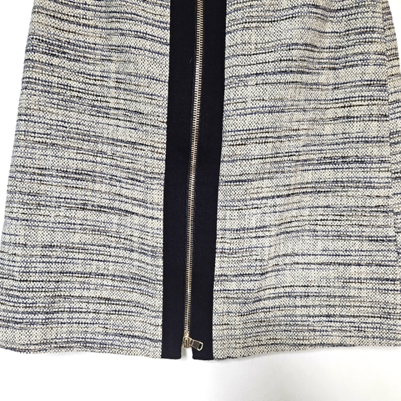 Ann Taylor Mini Skirt Women's Size 2P - Picture 11 of 12